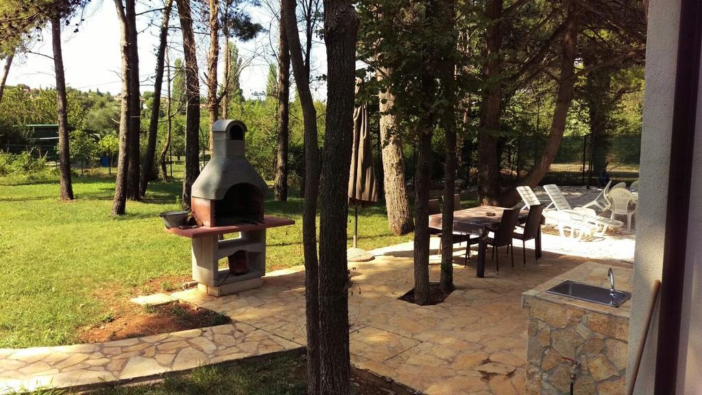 Ribarska Kuca Romana Premantura Luaran gambar