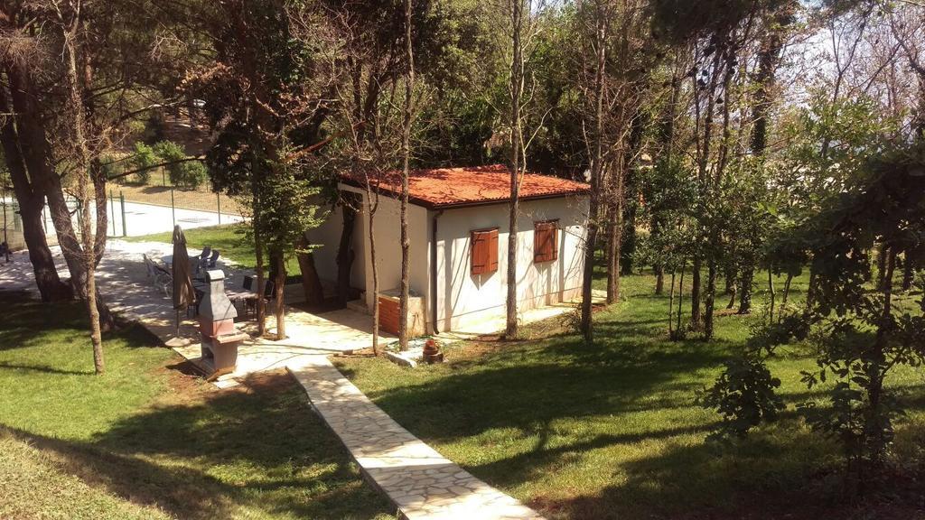 Ribarska Kuca Romana Premantura Luaran gambar